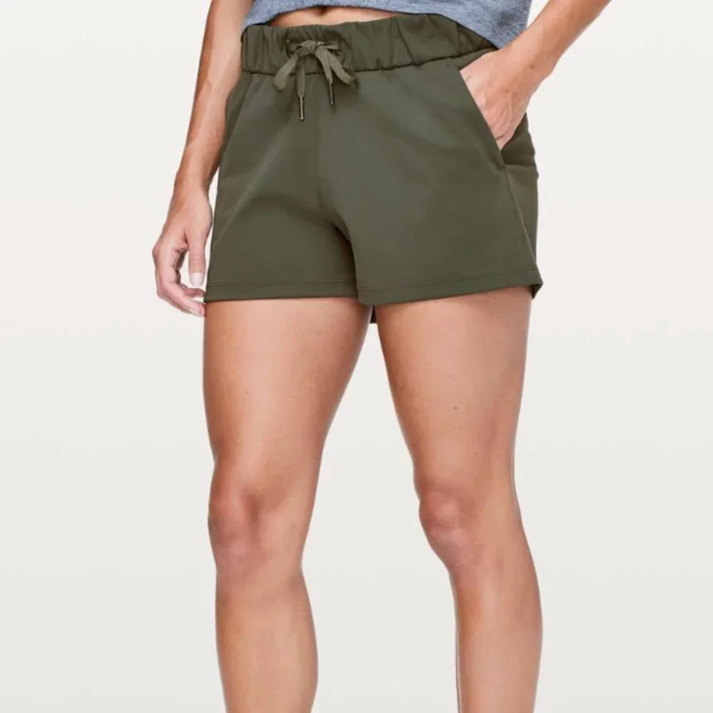 Lululemon On the Fly Short - Camo Green - Size 6 - Picture 3 of 6